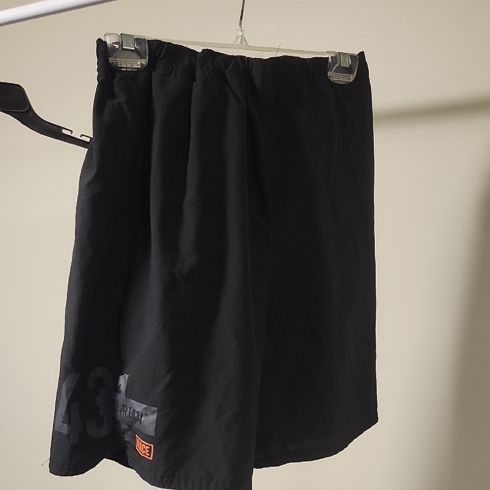 ⭐ Reebok Men's Training Shorts Size L Black Athletic Gym Performance